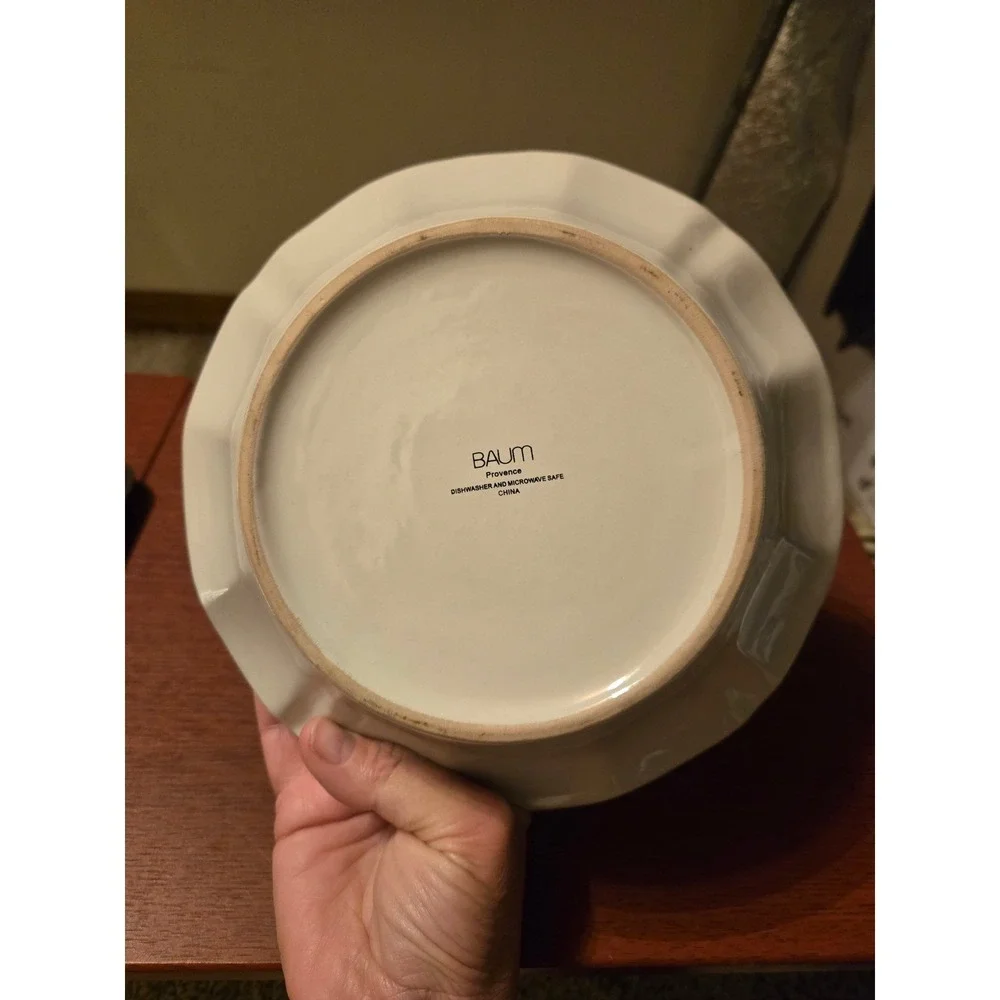 Baum Provence White Scalloped Pasta Bowl Fleur De Lis Distressed‎ Farmhouse 9in